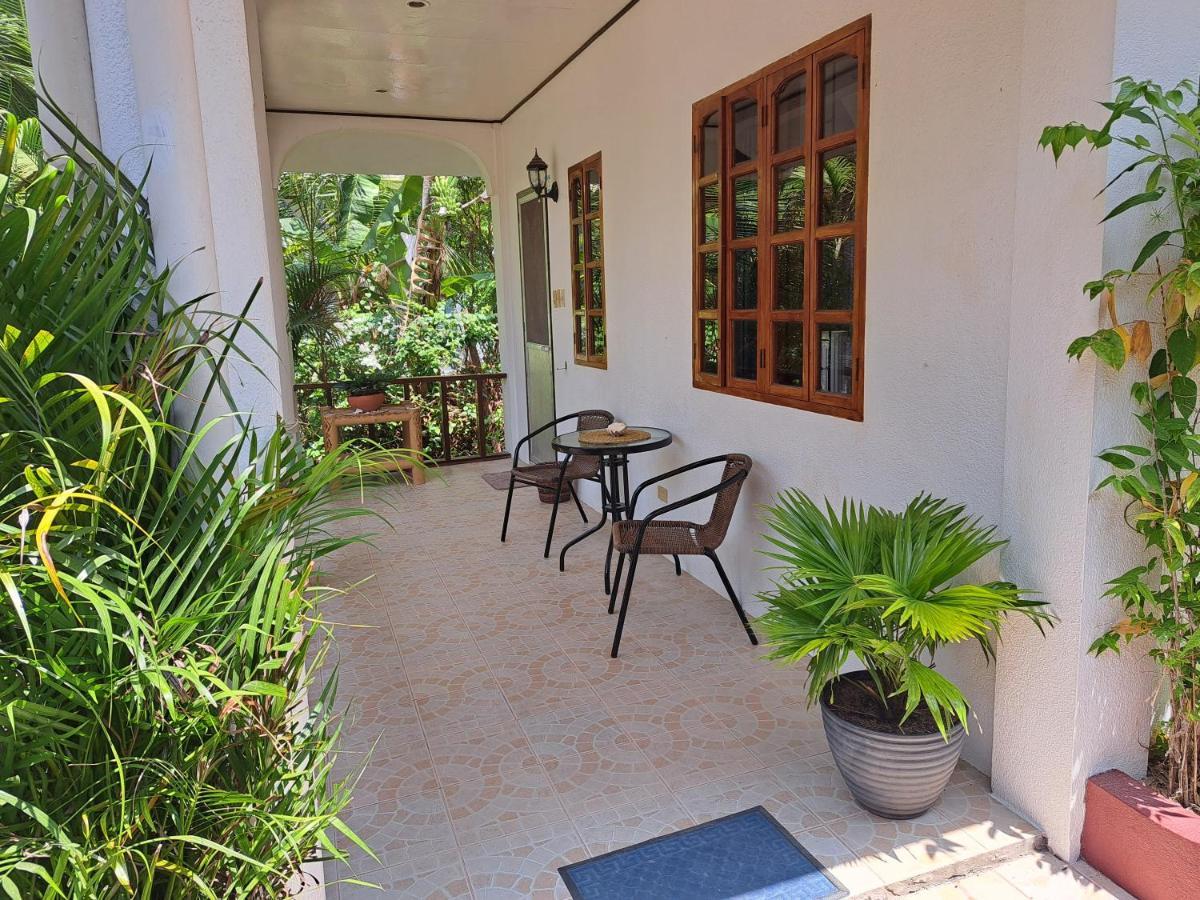 Palmera Palma Private 1-Br Bungalow In موالبوال المظهر الخارجي الصورة